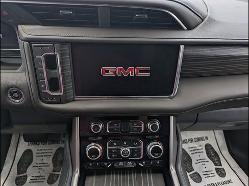Used 2023 GMC Yukon XL Denali w/ LPO, Floor Liner Package AWD/4WD image 33