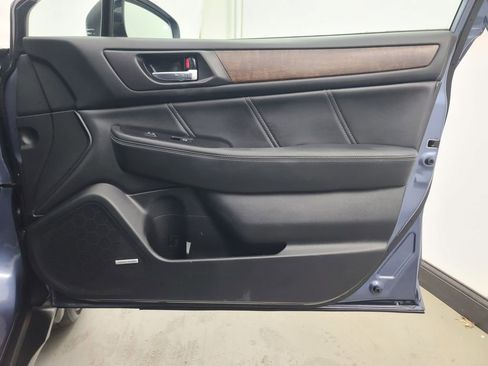 Used 2018 Subaru Outback 2.5i Limited image 13