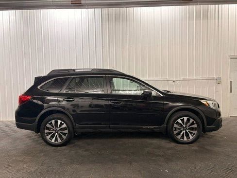 Used 2016 Subaru Outback 3.6R Limited AWD/4WD image 23