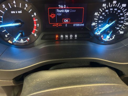 Used 2013 Ford Fusion SE FWD image 17