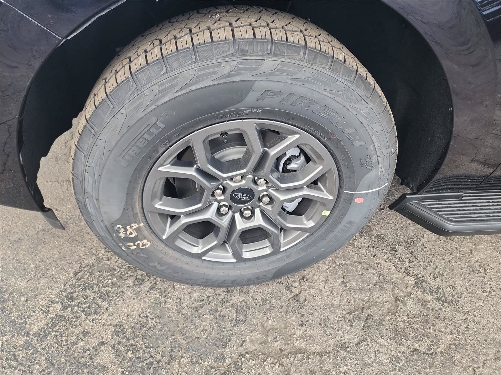 New 2027 Ford Expedition Active RWD image 9