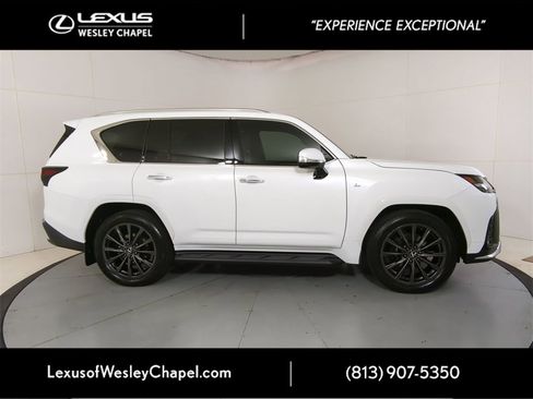 New 2025 Lexus LX 700h F Sport image 2