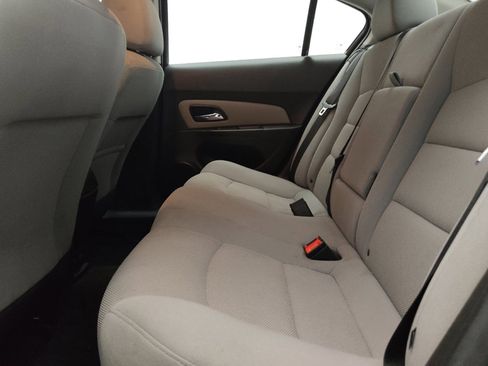 Used 2014 Chevrolet Cruze LT FWD image 18