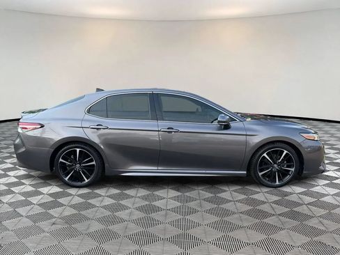 Used 2018 Toyota Camry XSE w/ Driver Assist Package FWD image 8