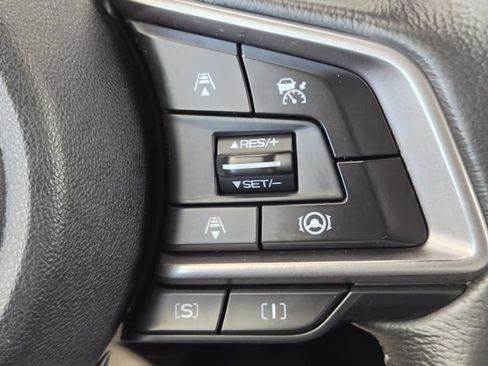 Certified 2022 Subaru Forester Premium AWD/4WD image 39
