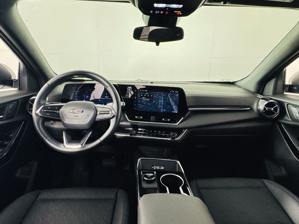 Used 2026 Chevrolet Equinox LT w/ Convenience Package II FWD image 22