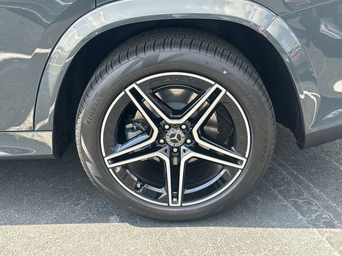 New 2026 Mercedes-Benz GLS 450 4MATIC image 22