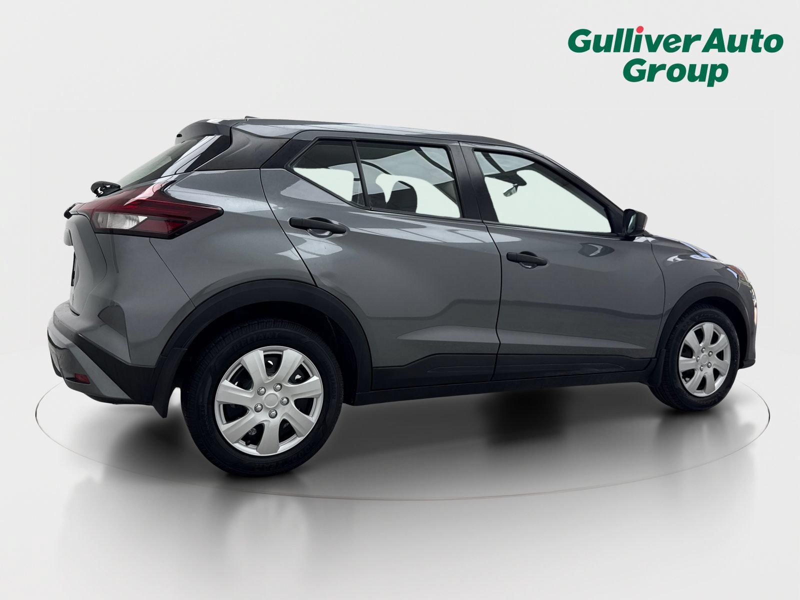 Used 2022 Nissan Kicks S FWD image 9