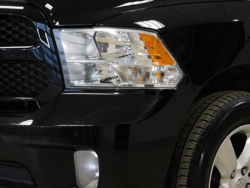 Used 2022 RAM 1500 Express w/ Wheel & Sound Group image 17