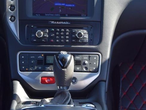 Used 2016 Maserati GranTurismo MC image 34