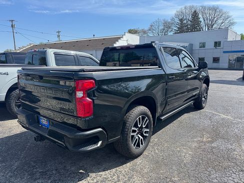 Used 2024 Chevrolet Silverado 1500 High Country w/ Midnight Edition AWD/4WD image 4