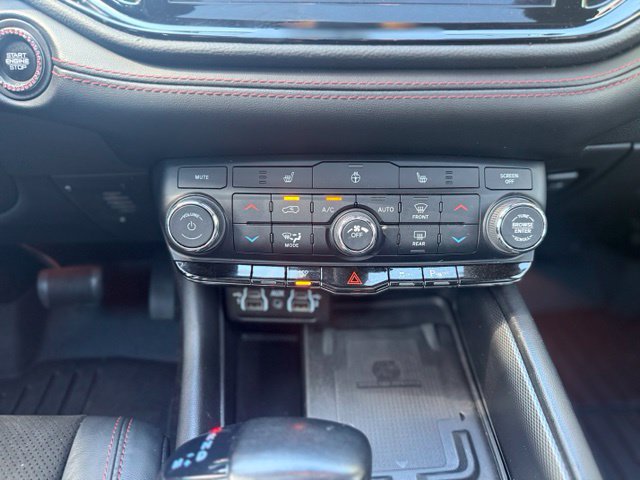 Used 2022 Dodge Durango R/T w/ Blacktop Package AWD/4WD image 20