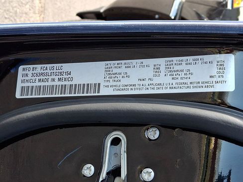 New 2026 RAM 2500 Limited AWD/4WD image 19
