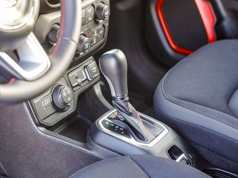 Certified 2023 Jeep Renegade Trailhawk image 20