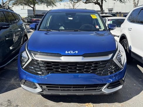 Used 2023 Kia Sportage EX image 8