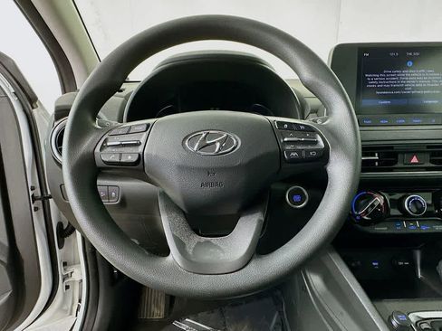 Used 2022 Hyundai Kona SEL w/ Cargo Package AWD/4WD image 15