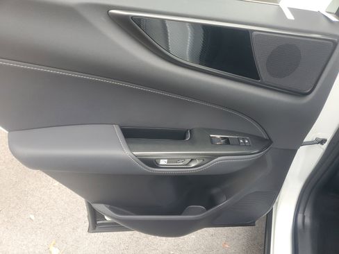 Used 2024 Lexus NX 250 FWD w/ Towing Package (2000 Lbs) image 14