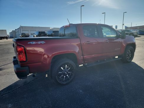 Used 2021 Chevrolet Colorado LT w/ Safety Package image 3
