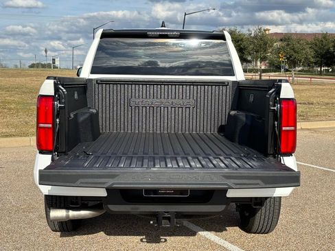 New 2026 Toyota Tacoma SR5 image 7