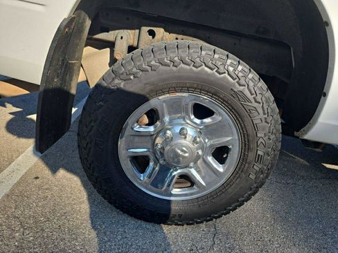 Used 2016 RAM 2500 Tradesman w/ Chrome Appearance Group AWD/4WD image 39