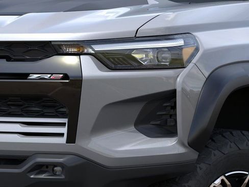 New 2026 Chevrolet Colorado ZR2 w/ Technology Package AWD/4WD image 15