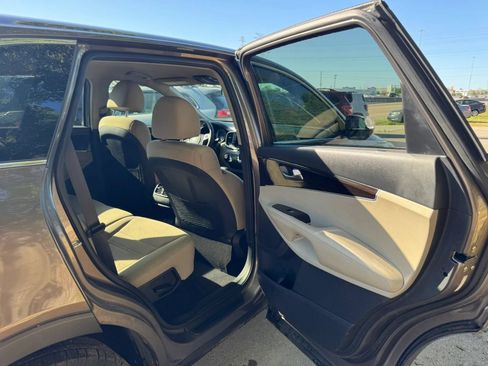Used 2019 Kia Sorento FWD image 20