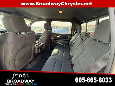 New 2026 RAM 1500 Big Horn AWD/4WD image 12