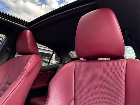 Used 2016 Lexus IS 200t w/ F Sport Package RWD image 5