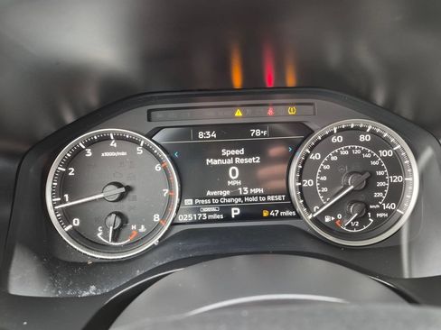 Used 2024 Mitsubishi Outlander SE FWD image 11