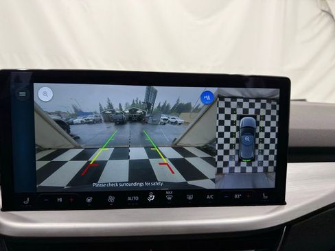 Used 2024 Ford Escape Platinum AWD/4WD image 37