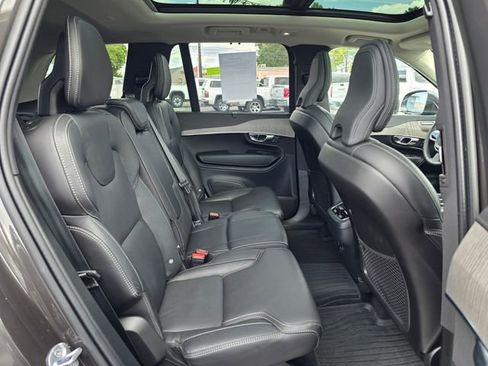 Used 2023 Volvo XC90 B6 Ultimate w/ Protection Package Premier AWD/4WD image 12