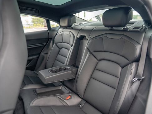 Used 2021 Porsche Taycan 4S image 21