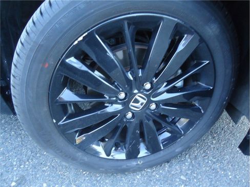 Used 2018 Honda Fit Sport image 26