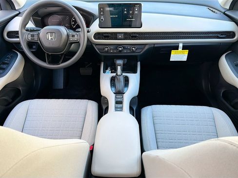 New 2026 Honda HR-V LX image 9