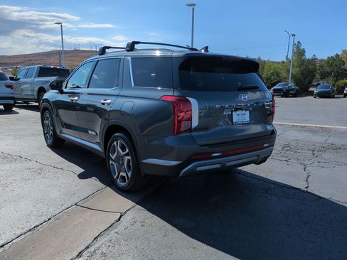 Used 2023 Hyundai Palisade SEL AWD/4WD image 5