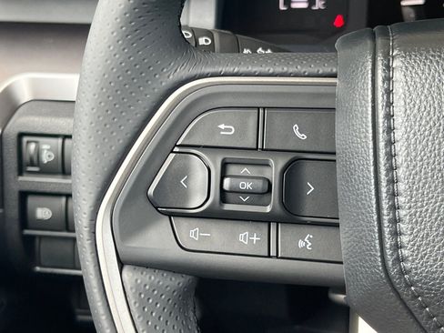 New 2026 Toyota 4Runner SR5 RWD image 28