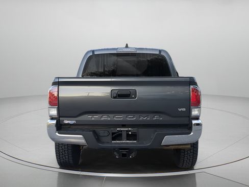 Used 2021 Toyota Tacoma TRD Off-Road AWD/4WD image 41