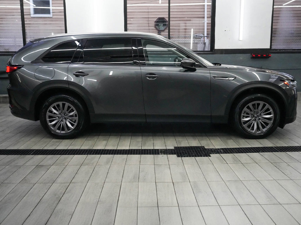 Used 2024 MAZDA CX-90 Plug-In Hybrid w/ Preferred AWD/4WD image 5