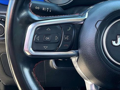 Used 2021 Jeep Wrangler Unlimited Rubicon AWD/4WD image 11