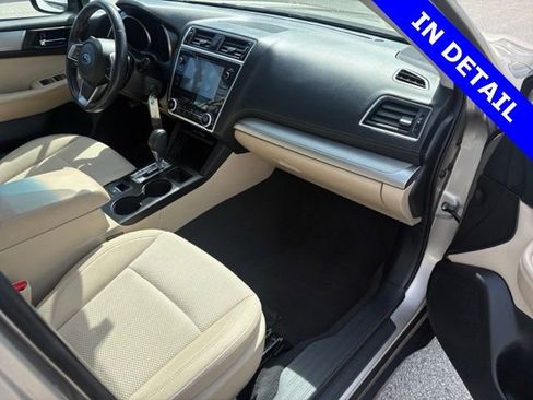 Used 2018 Subaru Outback 2.5i Premium AWD/4WD image 25