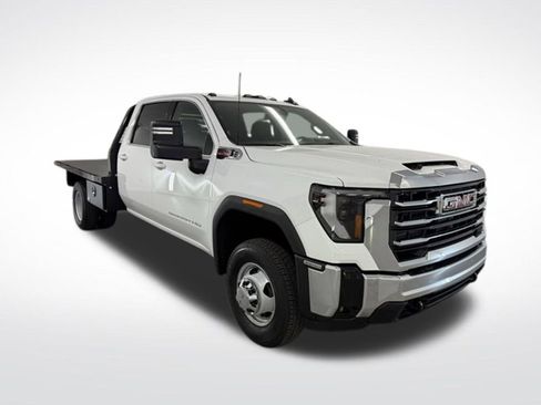 New 2026 GMC Sierra 3500 SLE w/ SLE Convenience Package AWD/4WD image 3