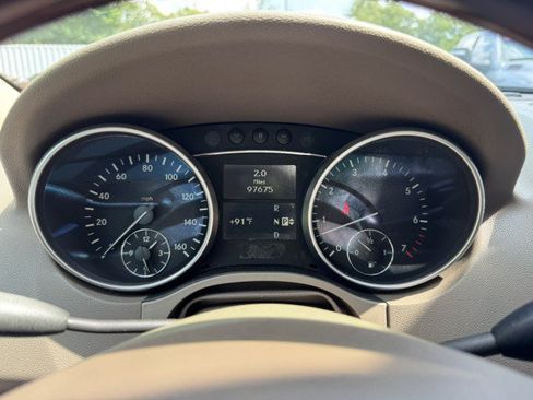 Used 2011 Mercedes-Benz ML 350 4MATIC image 21