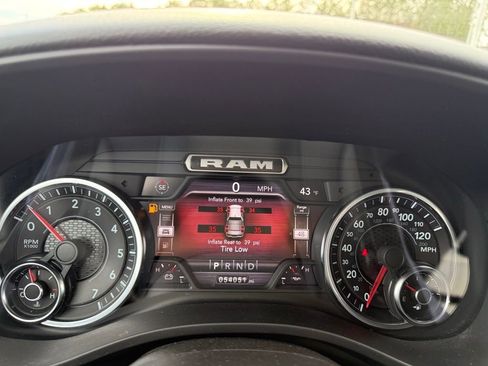 Used 2023 RAM 1500 Big Horn image 15