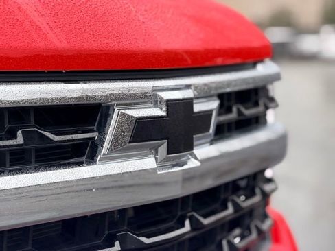 Used 2024 Chevrolet Silverado 1500 LT w/ Z71 Off-Road Package image 29