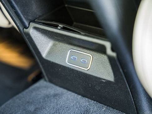 Used 2024 Mercedes-Benz GLS 580 GLS 580 image 37