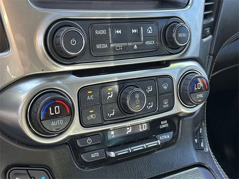 Used 2019 Chevrolet Suburban Premier w/ RST 6.2L Performance Edition image 39