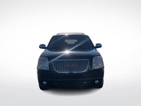 Used 2012 GMC Yukon SLT w/ SLT Chrome Package image 3