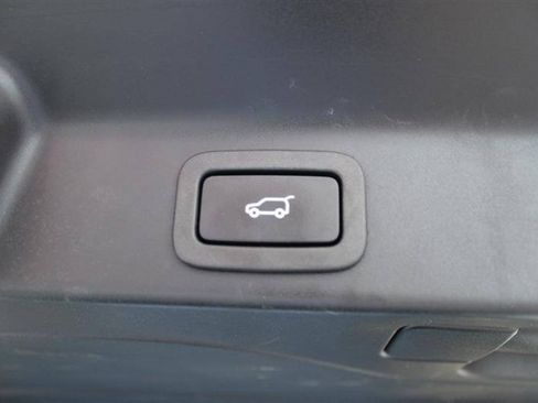 Used 2018 Jaguar F-PACE S AWD/4WD image 26