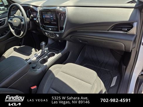 Used 2020 Chevrolet Traverse LT FWD image 20