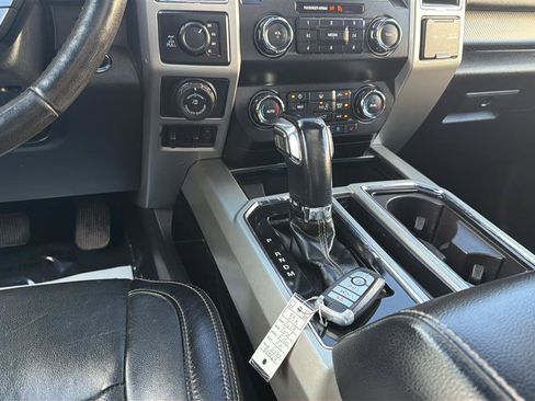 Used 2019 Ford F150 Lariat AWD/4WD image 24
